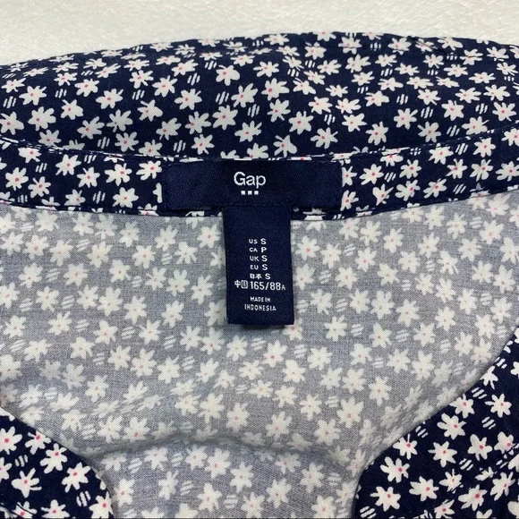 GAP Sleeveless Shirt Dress, Elastic waist w/ drawstring
Size S - Picture 11 of 12